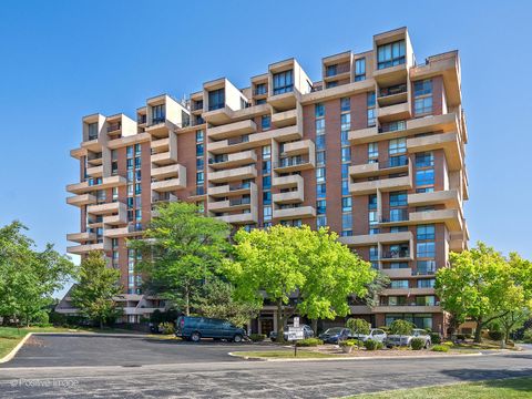 Tiny photo for 465 W Dominion Drive #909, Wood Dale, IL 60191 (MLS # 12475255)