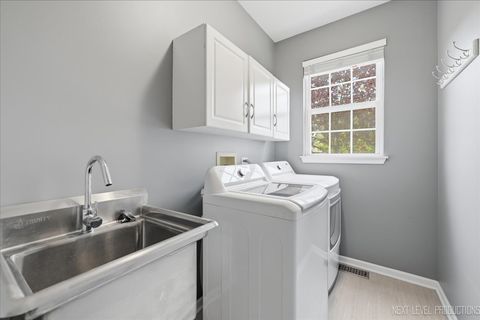 Tiny photo for 3219 Larrabee Drive, Geneva, IL 60134 (MLS # 12633806)