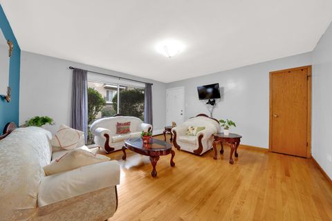 Tiny photo for 3847 W 47th Street #1E, Chicago, IL 60632 (MLS # 12510722)