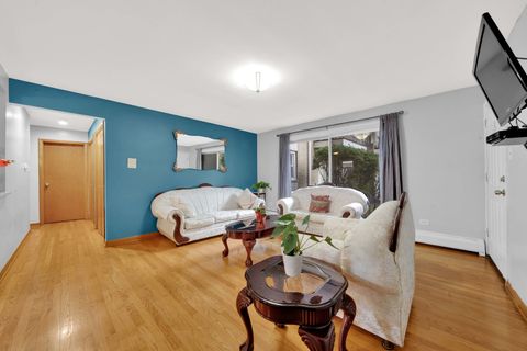 Tiny photo for 3847 W 47th Street #1E, Chicago, IL 60632 (MLS # 12510722)