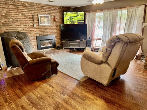 Tiny photo for 707 Bucklin Street, Lasalle, IL 61301 (MLS # 12666665)