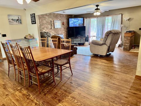 Tiny photo for 707 Bucklin Street, Lasalle, IL 61301 (MLS # 12666665)