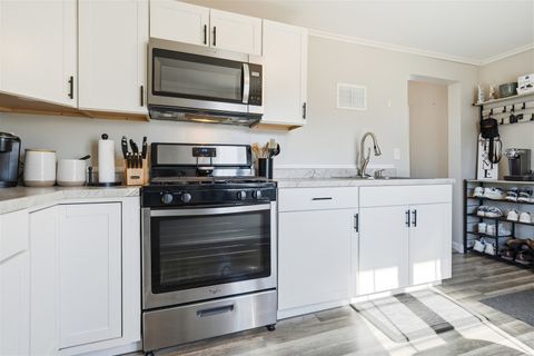 Tiny photo for 1624 Indiana Street, Bloomington, IL 61701 (MLS # 12566189)