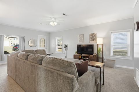 Tiny photo for 1624 Indiana Street, Bloomington, IL 61701 (MLS # 12566189)