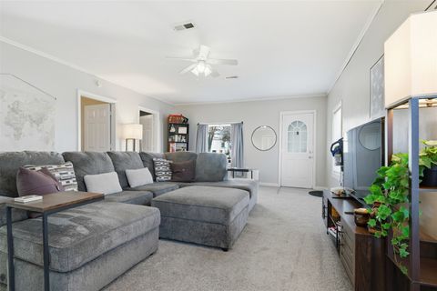 Tiny photo for 1624 Indiana Street, Bloomington, IL 61701 (MLS # 12566189)