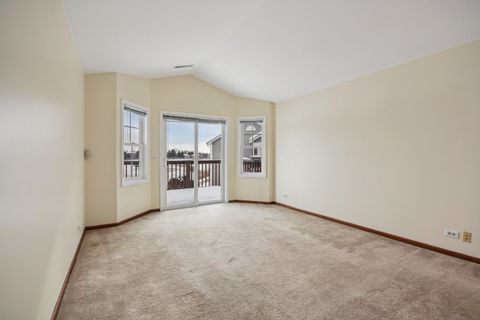 Tiny photo for 787 DAYBREAK Lane #787, Carol Stream, IL 60188 (MLS # 12531287)