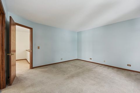 Tiny photo for 787 DAYBREAK Lane #787, Carol Stream, IL 60188 (MLS # 12531287)