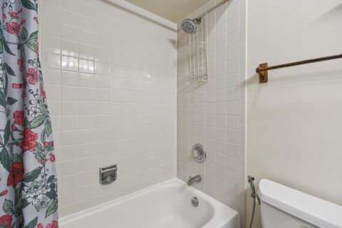 Tiny photo for 787 DAYBREAK Lane #787, Carol Stream, IL 60188 (MLS # 12531287)