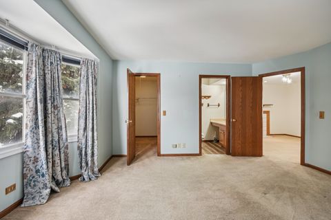 Tiny photo for 787 DAYBREAK Lane #787, Carol Stream, IL 60188 (MLS # 12531287)