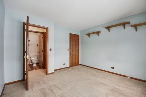 Tiny photo for 787 DAYBREAK Lane #787, Carol Stream, IL 60188 (MLS # 12531287)