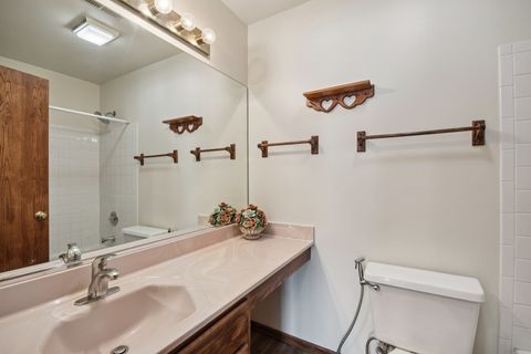 Tiny photo for 787 DAYBREAK Lane #787, Carol Stream, IL 60188 (MLS # 12531287)