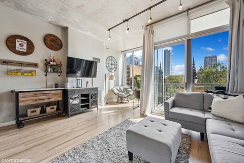 Tiny photo for 1720 S Michigan Avenue #305, Chicago, IL 60616 (MLS # 12419174)