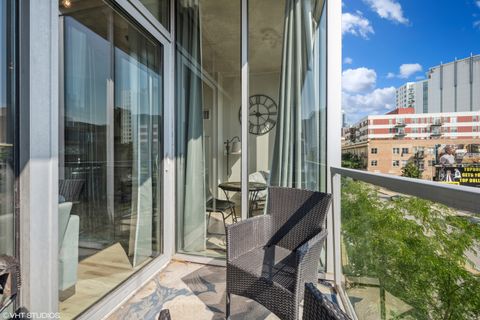 Tiny photo for 1720 S Michigan Avenue #305, Chicago, IL 60616 (MLS # 12419174)
