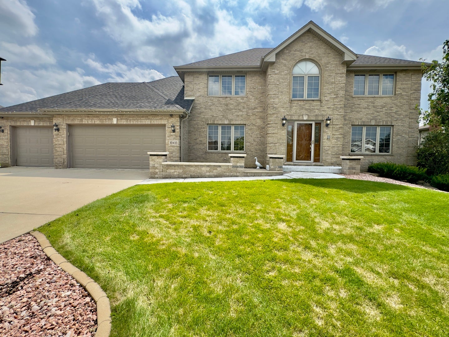 10433 Amber Lane
