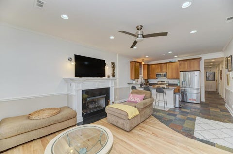 Tiny photo for 4222 S King Drive #1S, Chicago, IL 60653 (MLS # 12753436)