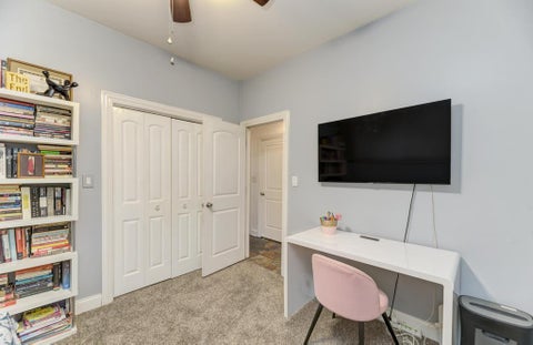 Tiny photo for 4222 S King Drive #1S, Chicago, IL 60653 (MLS # 12753436)