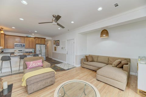 Tiny photo for 4222 S King Drive #1S, Chicago, IL 60653 (MLS # 12753436)