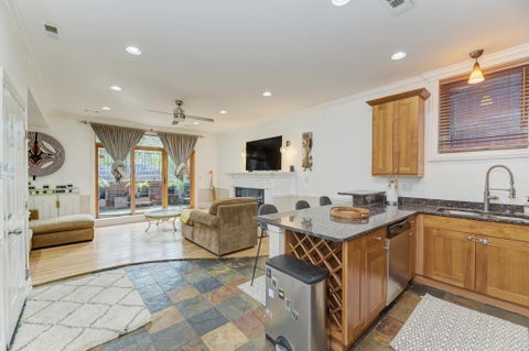 Tiny photo for 4222 S King Drive #1S, Chicago, IL 60653 (MLS # 12753436)