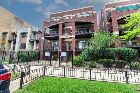 Photo of 4222 S King Drive #1S, Chicago, IL 60653 (MLS # 12753436)