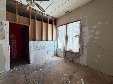 Tiny photo for 112 S Walnut Street, Oakland, IL 61943 (MLS # 12551883)