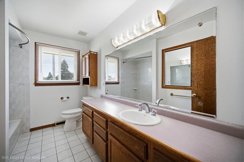 Tiny photo for 7040 W 107th Street, Worth, IL 60482 (MLS # 12744492)