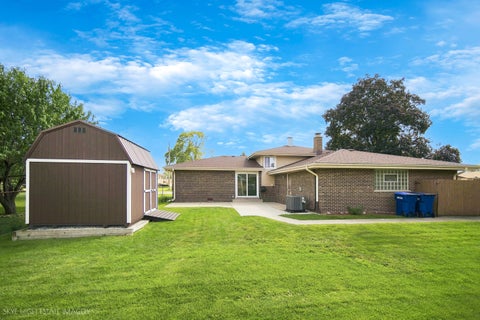 Tiny photo for 7040 W 107th Street, Worth, IL 60482 (MLS # 12744492)