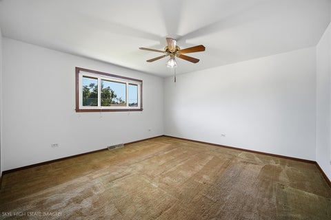 Tiny photo for 7040 W 107th Street, Worth, IL 60482 (MLS # 12744492)