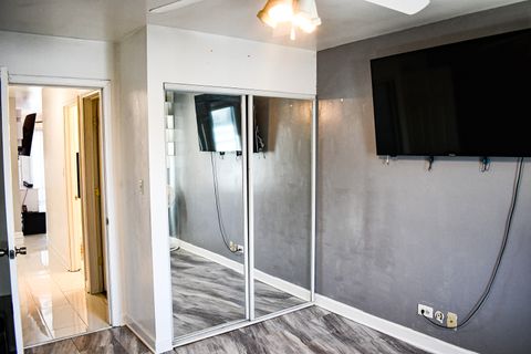 Tiny photo for 945 Commonwealth Court #4, Vernon Hills, IL 60061 (MLS # 12559004)