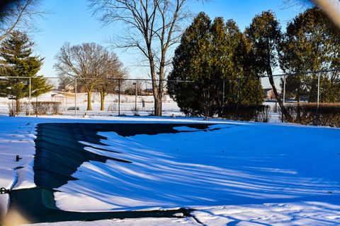 Tiny photo for 945 Commonwealth Court #4, Vernon Hills, IL 60061 (MLS # 12559004)