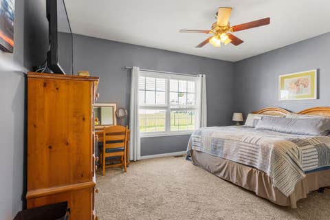 Tiny photo for 1704 Timber Wolf Lane, Mahomet, IL 61853 (MLS # 12660059)