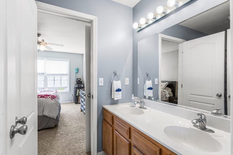 Tiny photo for 1704 Timber Wolf Lane, Mahomet, IL 61853 (MLS # 12660059)