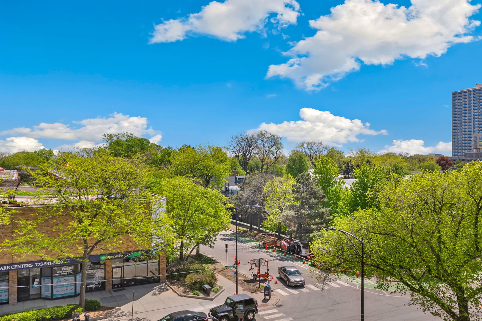 5320 N Sheridan Road 403