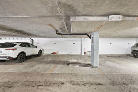 Tiny photo for 5320 N Sheridan Road #403, Chicago, IL 60640 (MLS # 12611517)