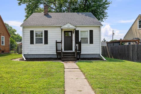 Photo of 433 51st Street, Moline, IL 61265 (MLS # 12721278)