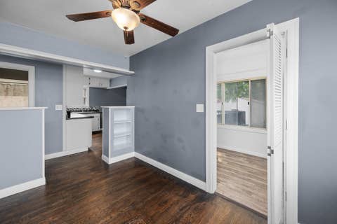 Tiny photo for 433 51st Street, Moline, IL 61265 (MLS # 12721278)