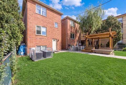 Tiny photo for 5630 W Goodman Street #301, Chicago, IL 60630 (MLS # 12774389)