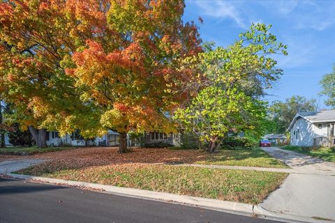 Tiny photo for 301 RIVER Drive, DeKalb, IL 60115 (MLS # 12497607)