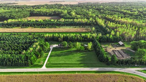 Tiny photo for 15598 E 3500N Road, Momence, IL 60954 (MLS # 12487799)