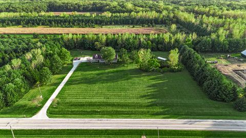 Tiny photo for 15598 E 3500N Road, Momence, IL 60954 (MLS # 12487799)