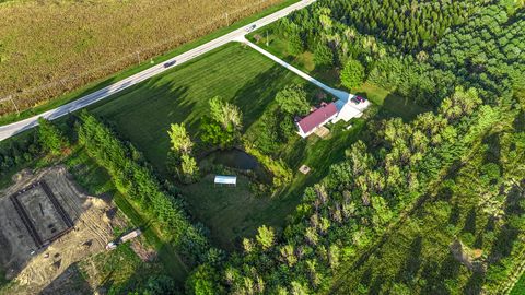 Tiny photo for 15598 E 3500N Road, Momence, IL 60954 (MLS # 12487799)