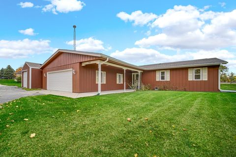 Tiny photo for 7427 Mccurry Road, Roscoe, IL 61073 (MLS # 12511449)