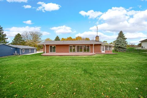 Tiny photo for 7427 Mccurry Road, Roscoe, IL 61073 (MLS # 12511449)