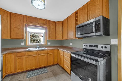 Tiny photo for 7427 Mccurry Road, Roscoe, IL 61073 (MLS # 12511449)