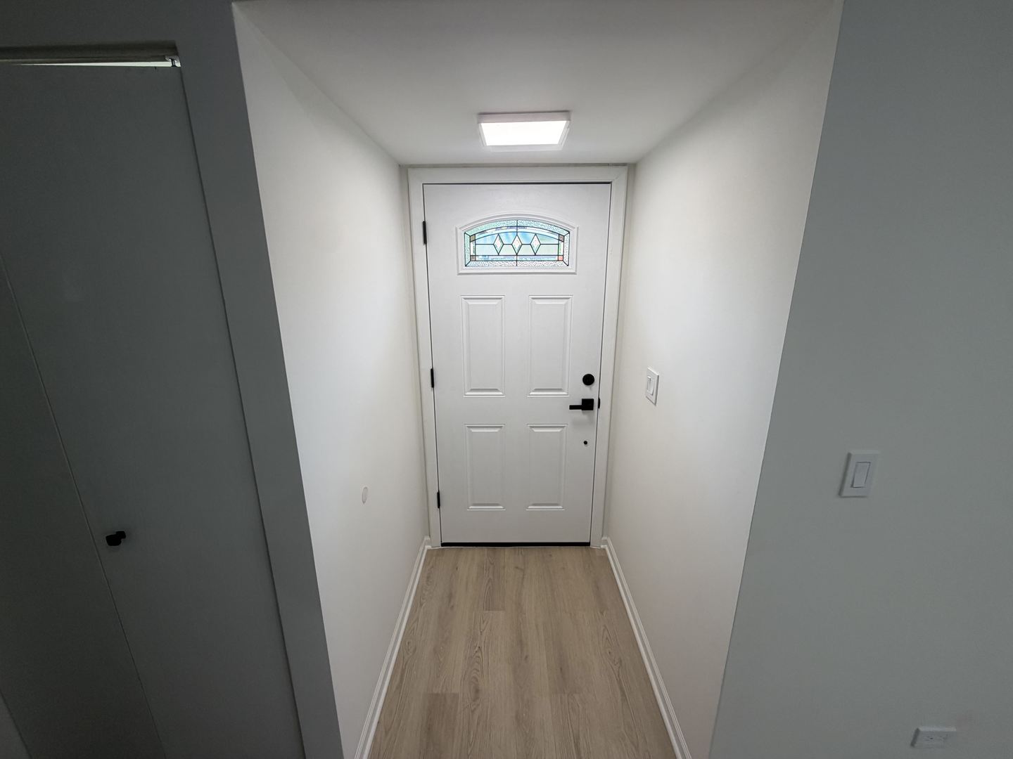 844 Marina Terrace W