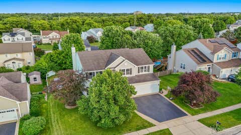 Tiny photo for 130 Norman Drive, McHenry, IL 60050 (MLS # 12679264)