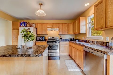 Tiny photo for 1114 Kylemore Court, Joliet, IL 60431 (MLS # 12555598)