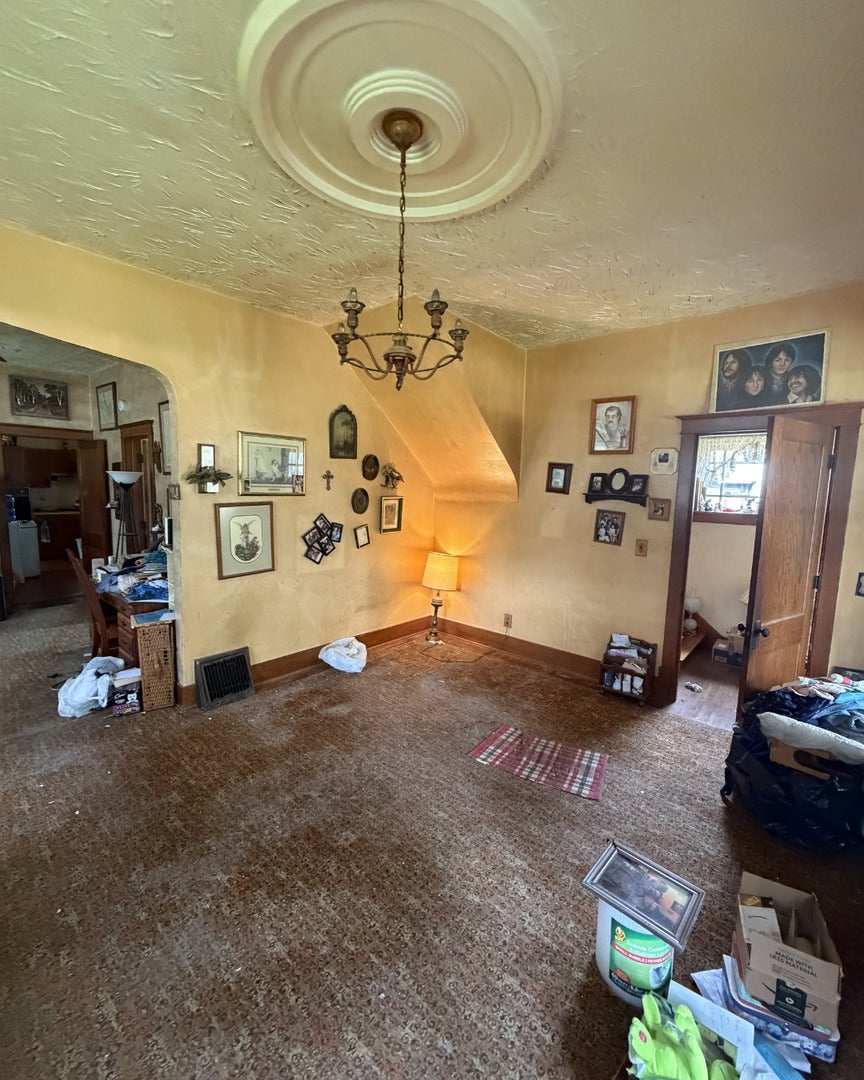 105 N Center Street