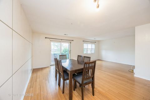 Tiny photo for 414 Clinton Place #302, River Forest, IL 60305 (MLS # 12485100)