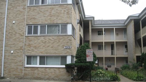 Photo of 7201 W Wellington Street #D-1, Elmwood Park, IL 60707 (MLS # 12493323)