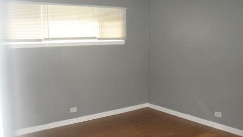 Tiny photo for 7201 W Wellington Street #D-1, Elmwood Park, IL 60707 (MLS # 12493323)